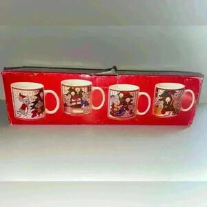 Set Of 4 Christmas/Holiday Mouse Mugs Stoneware Macys Cellar C-4560 Made Japan